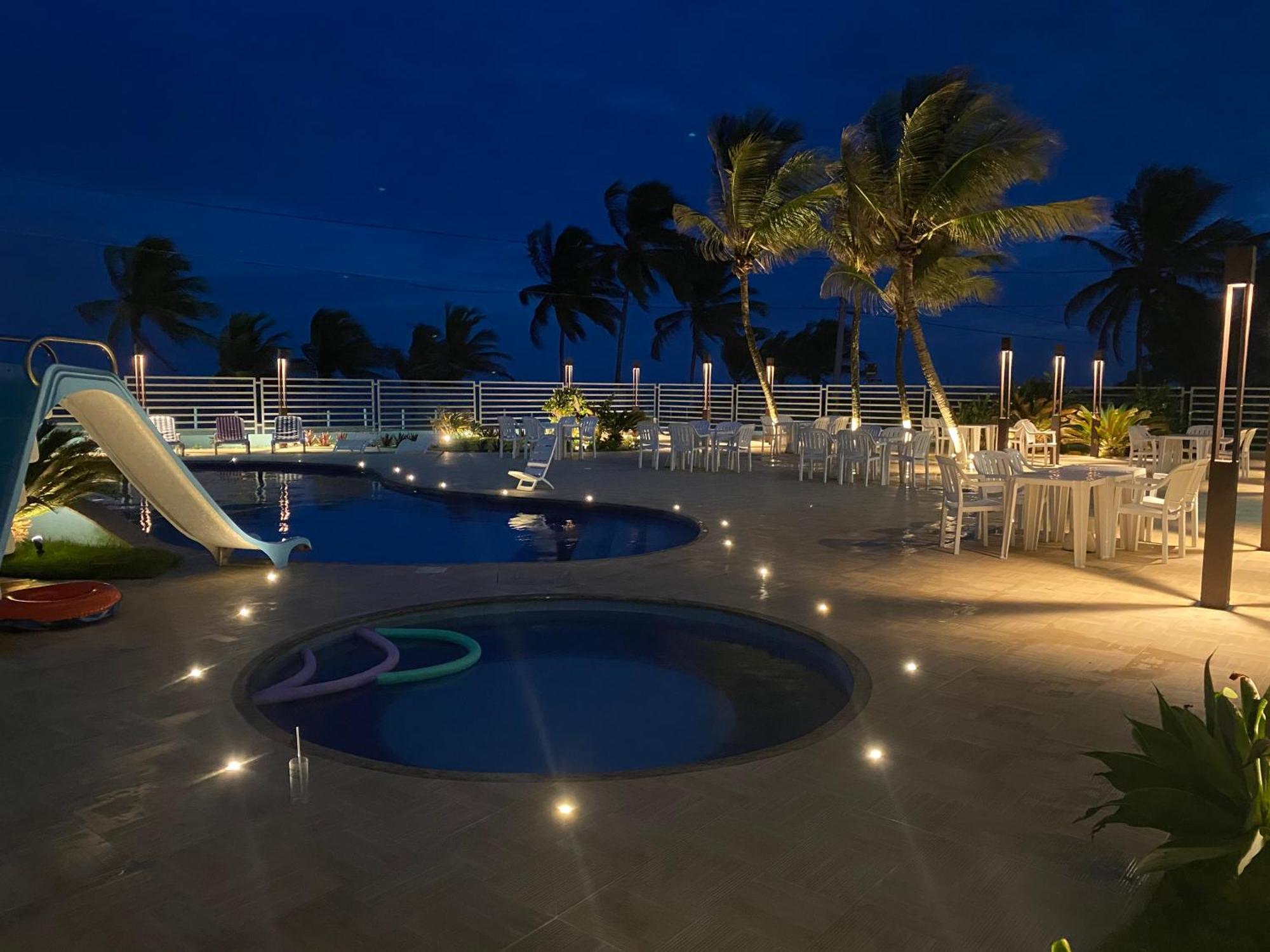 Hotel Paraiso Tropical Alcobaça エクステリア 写真